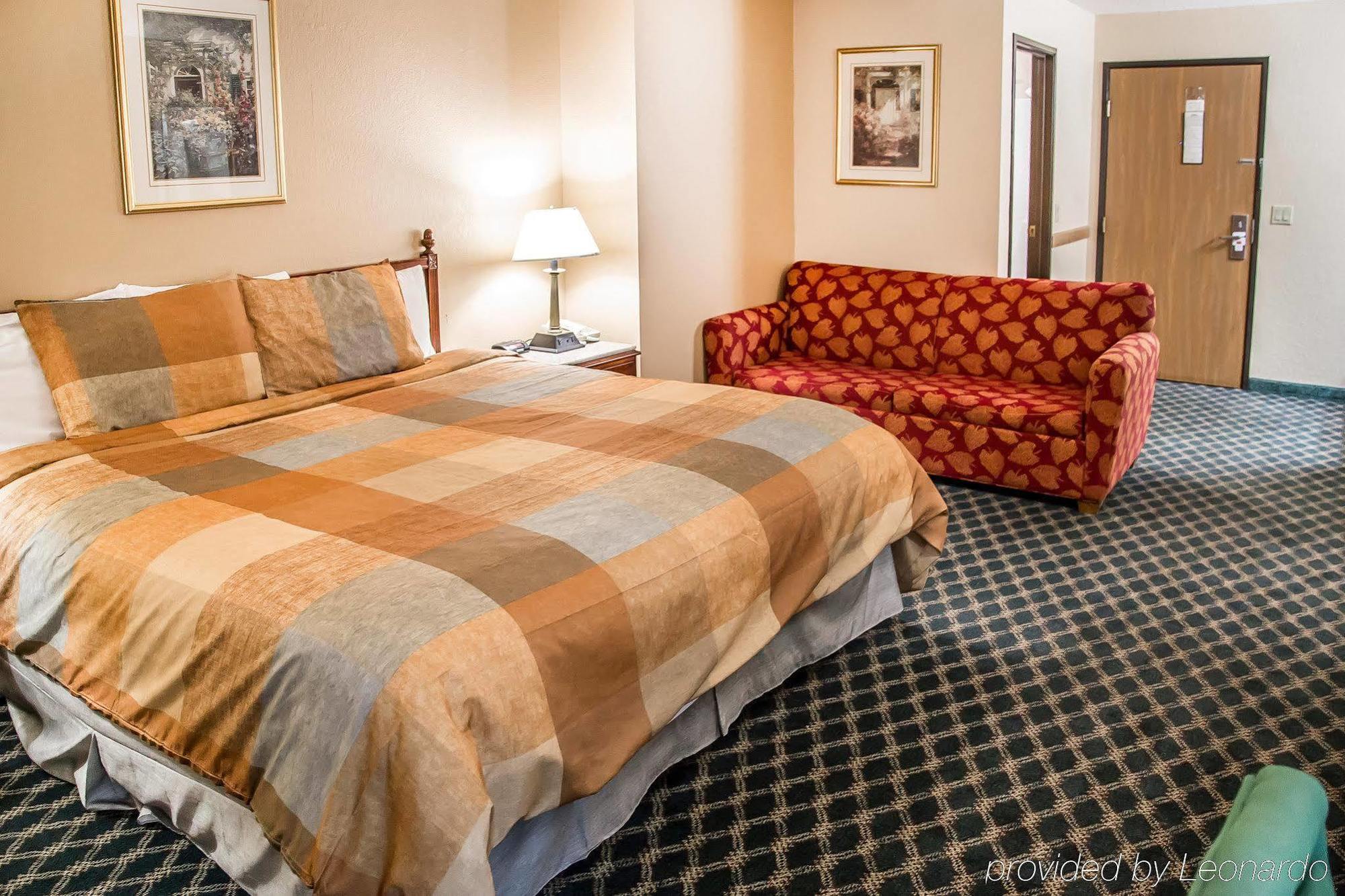 Econo Lodge Cedar Rapids Zewnętrze zdjęcie
